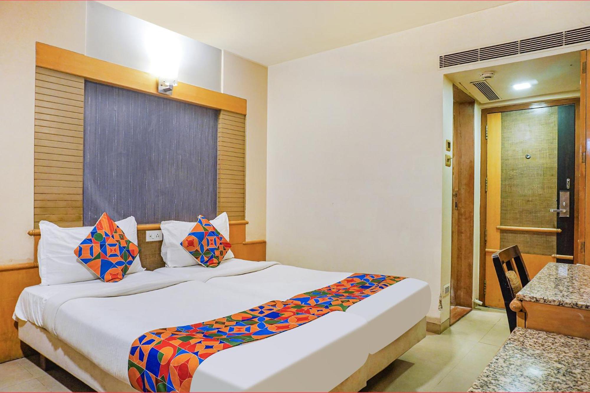 Fabhotel Prime Deccan 8 Пуна Экстерьер фото