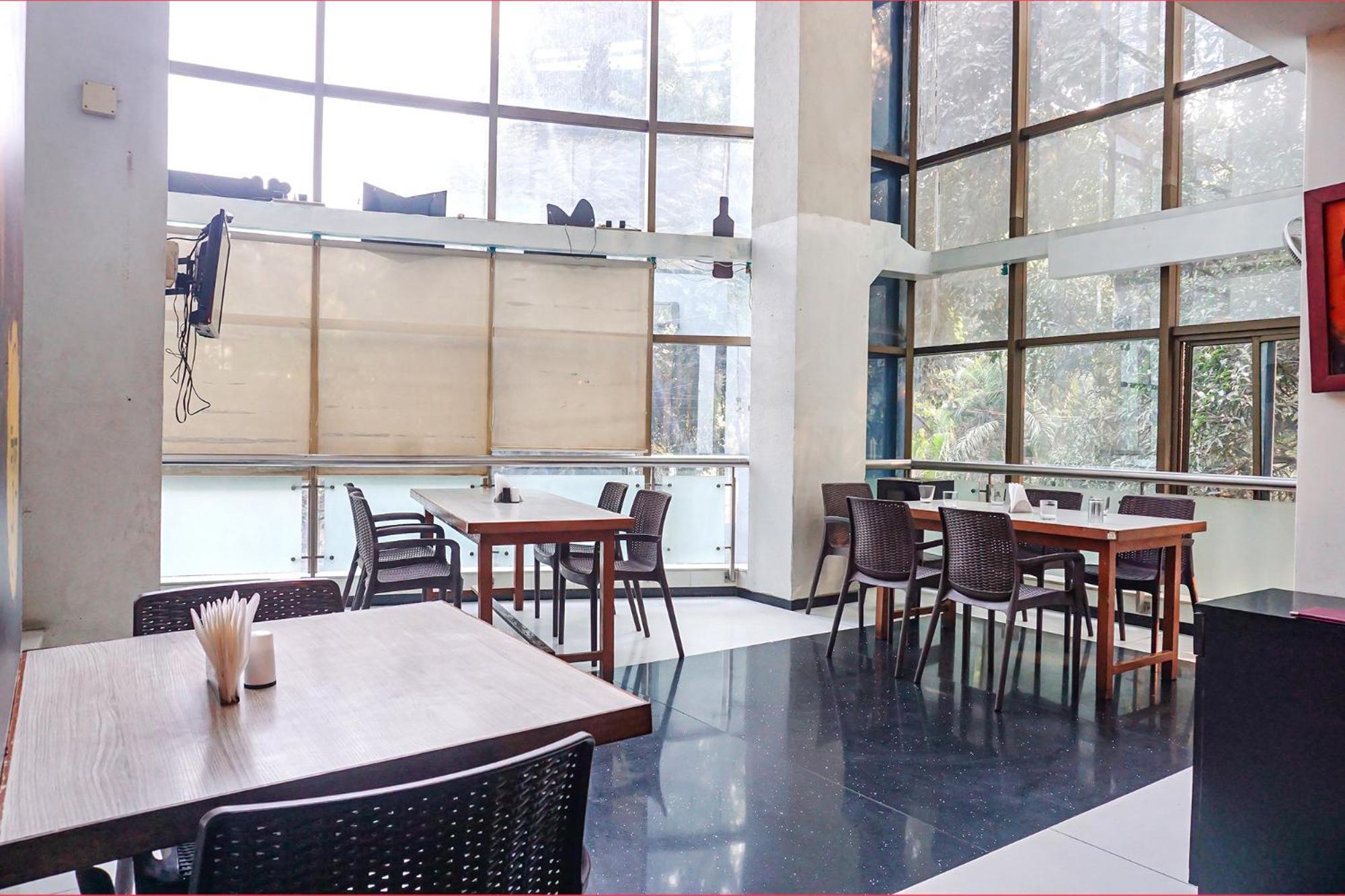 Fabhotel Prime Deccan 8 Пуна Экстерьер фото
